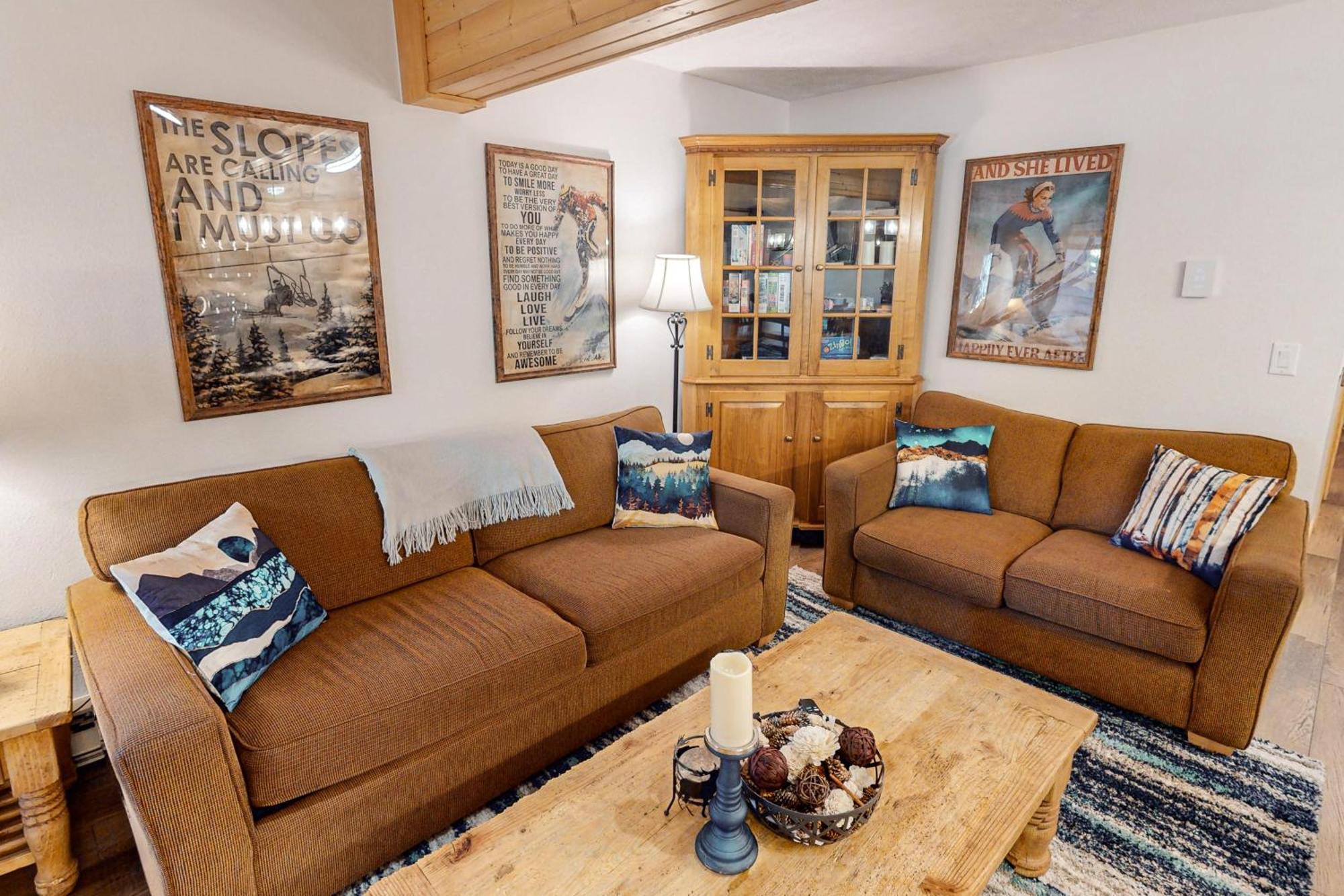 Ajs Outpost - Ski-In Condo - Fireplace & Hot Tub ブリッケンリッジ エクステリア 写真